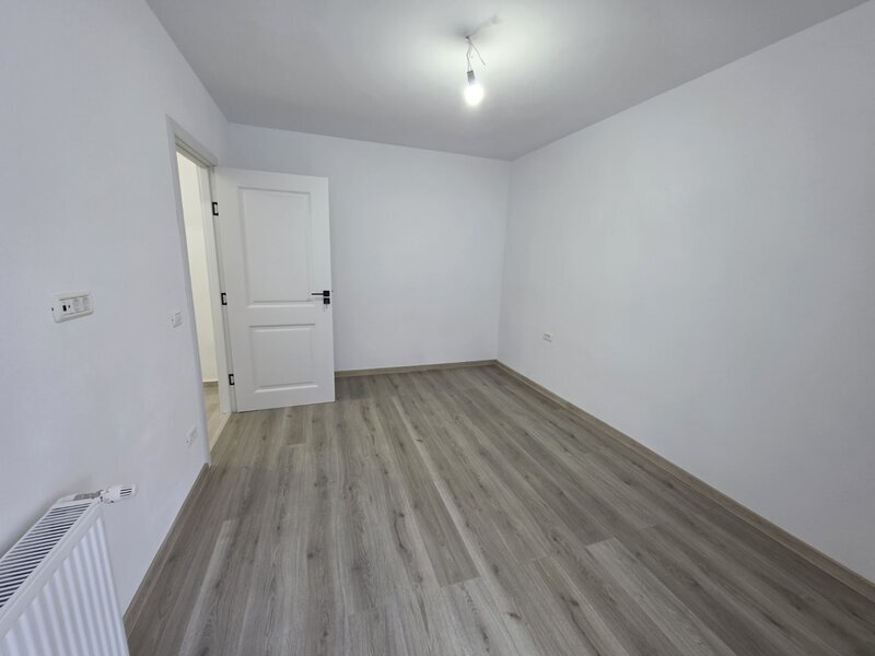 Titan, Aleea Barajul Cucuteni, apartament 3 camere